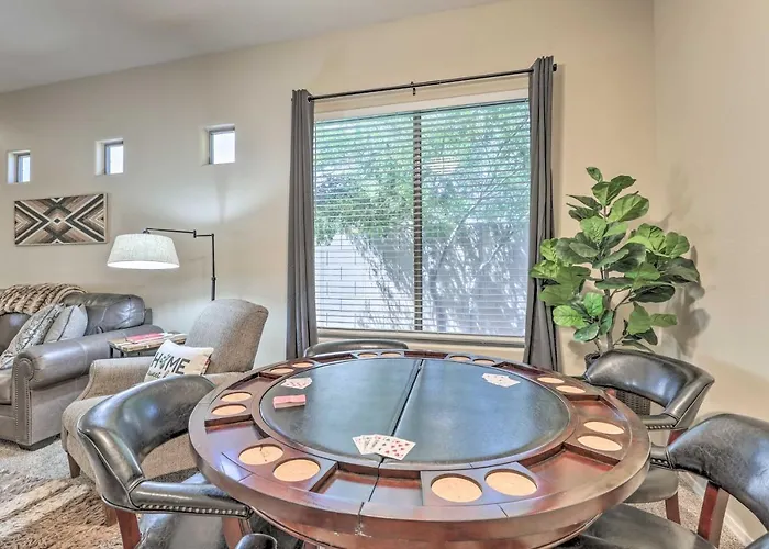 Holiday home Near Golf & Spring Training: Goodyear W/ Pool Liberty