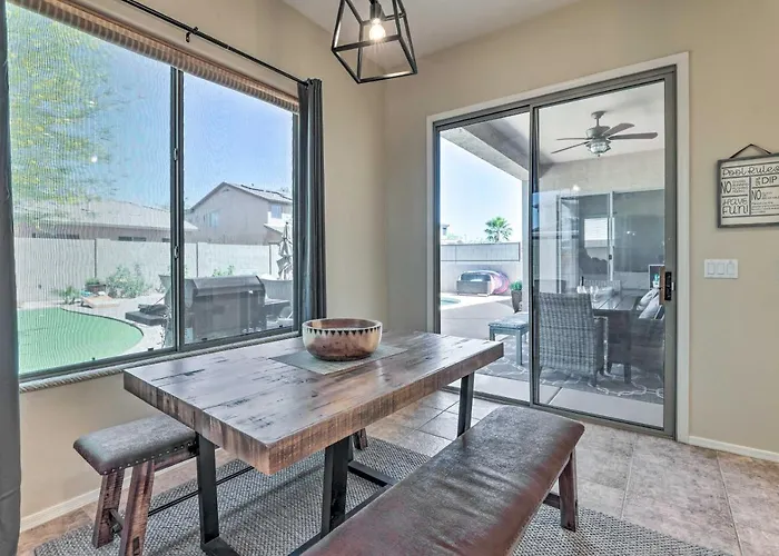 Holiday home Near Golf & Spring Training: Goodyear W/ Pool Liberty