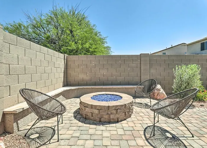 Holiday home Near Golf & Spring Training: Goodyear W/ Pool Liberty