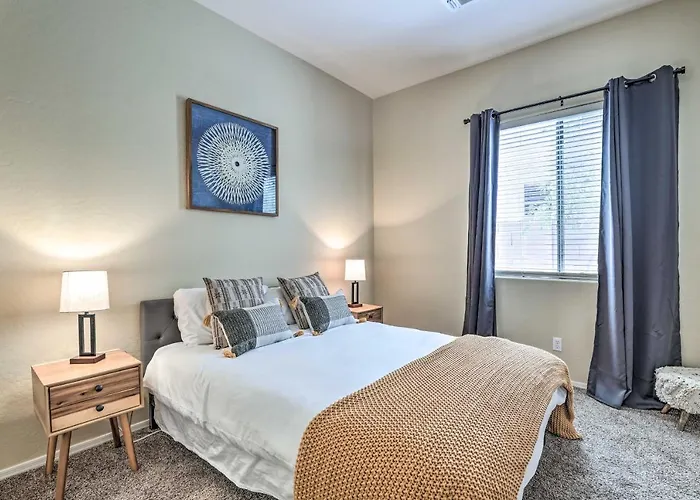 Near Golf & Spring Training: Goodyear W/ Pool * Liberty